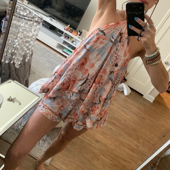 LF Dresses & Skirts - NWT floral romper